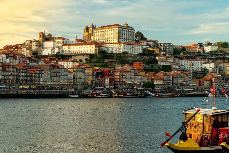 Oporto, Coímbra y Lisboa con la CAM 2025